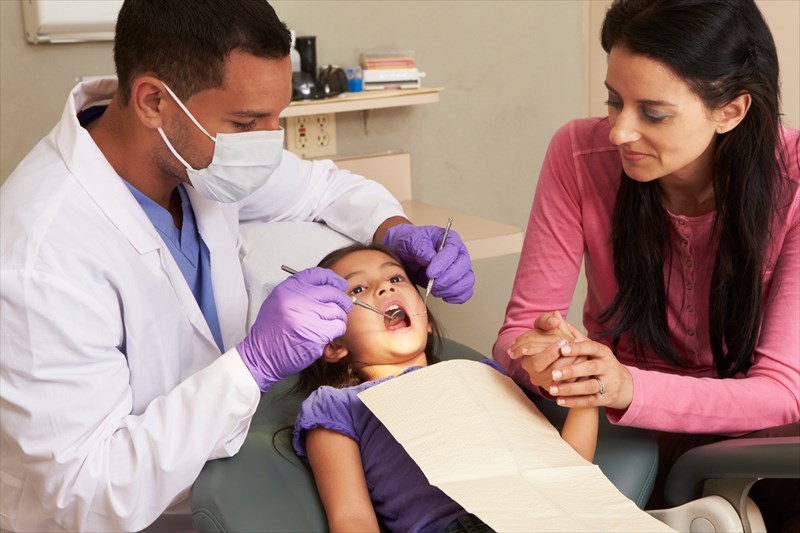 When should you take your child to the dentist for the first time?